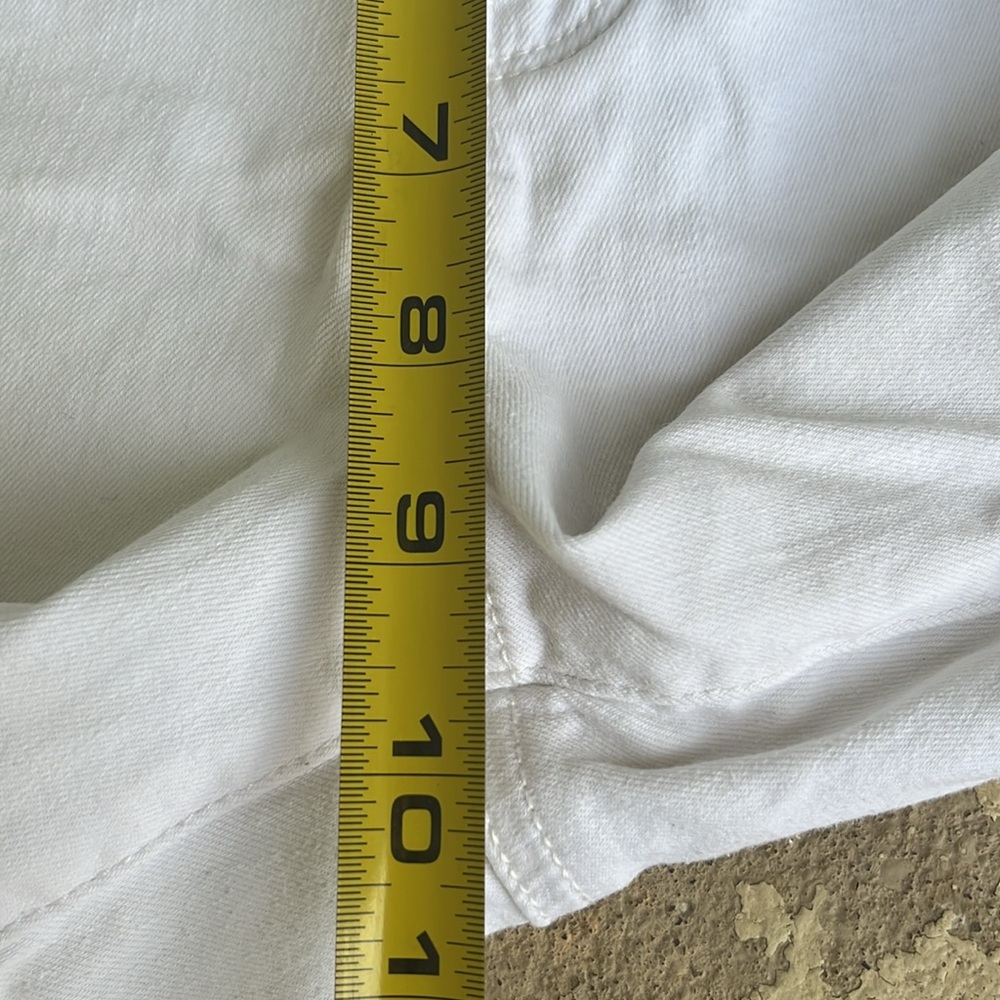 EUC NYDJ white denim Marilyn Straight capris - Picture 7 of 15